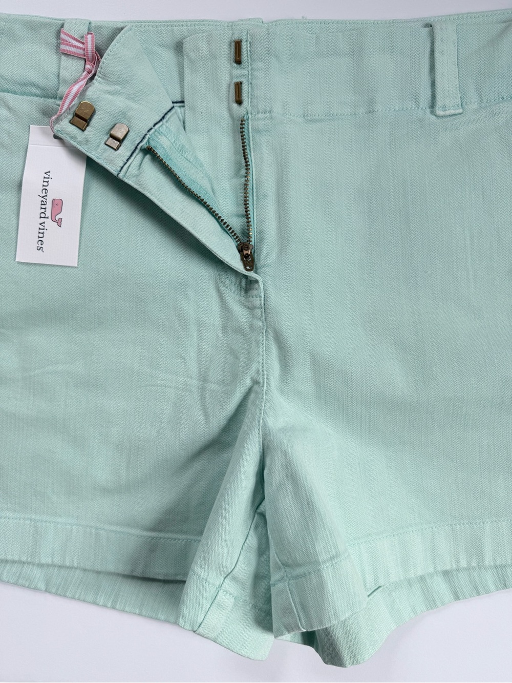 NWT- Size 12 - Vineyard Vines 3 1/2” Shorts in Bleached Aqua - Picture 2 of 8